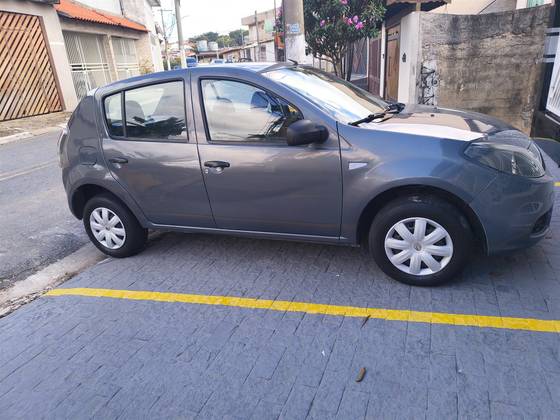 RENAULT SANDERO 1.0 AUTHENTIQUE 16V FLEX 4P MANUAL